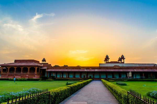 Agra Overnight Tour
